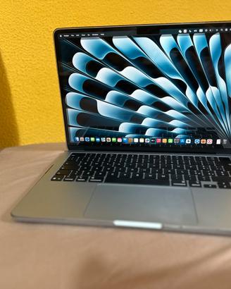 MacBook Air M4 - 256GB - Sky Blue - Come Nuovo