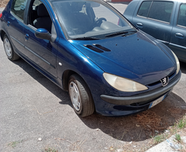 Peugeot 206 1.1 benz