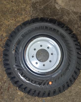 Coppia ruote complete Trelleborg misura 23x9-10