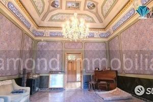 Palazzo storico fine '800 giarre centro