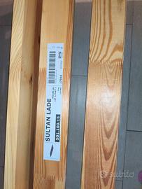 lettino Ikea con materasso coprimaterasso e sponda