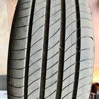 Gomme michelin primacy 4