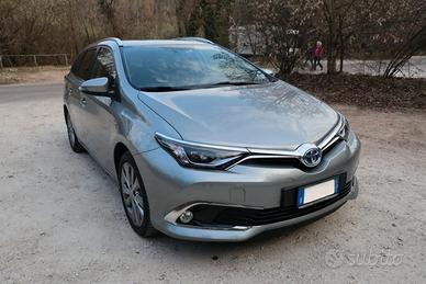 Toyota Auris 1.8 SW
