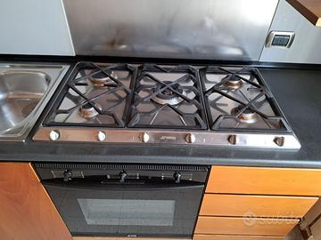 piano cottura Smeg 5 fuochi tripla corona