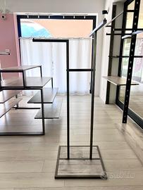 Arredo completo negozio