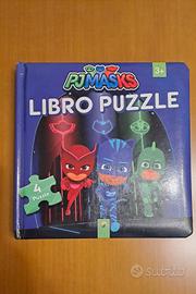 Libro Puzzle PJ Mask 
Con lettura