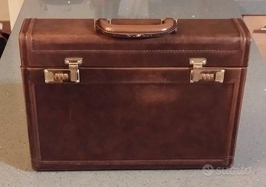 Borsa ventiquattrore anni 70