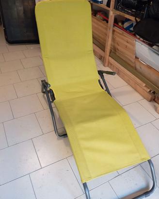 Lettino per spiaggia.