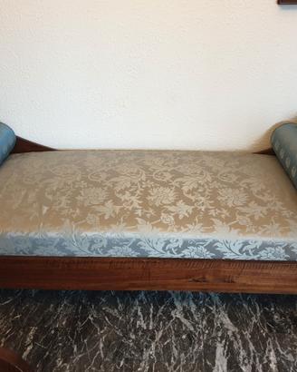 Divano letto antico