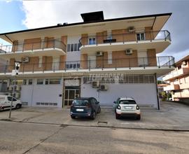 Appartamento di 118 mq con balconi in palazzina co