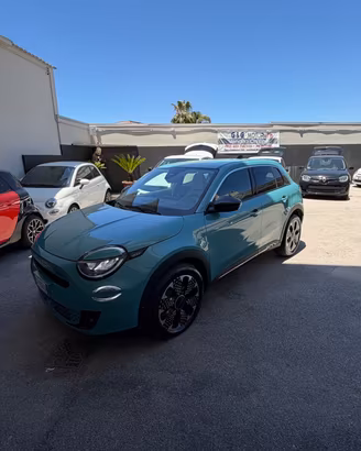Fiat 600 Hybrid 110 CV DCT MHEV La Prima