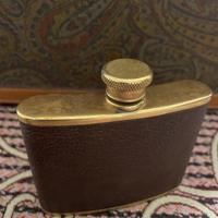 Fiaschetta da wisky o altro foderata in pelle