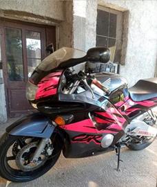 cbr 600 1993 nero viola sto trovando