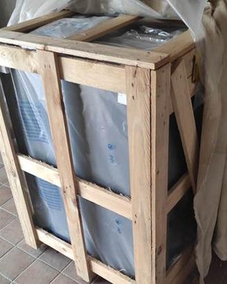 CALDAIA A GASOLIO nuova ancora imballata