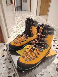 Nepal Top work (la sportiva) N°43.5 Nuove di pacca