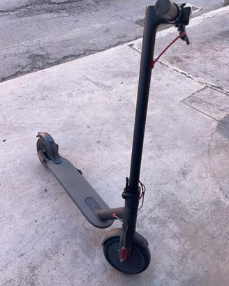 Monopattino Xiaomi Mi Electric M365