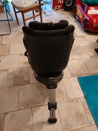 Avova seggiolino auto girevole ed isofix