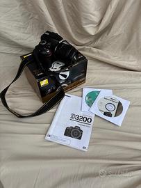 Nikon D3200 con obiettivo 18-55VR