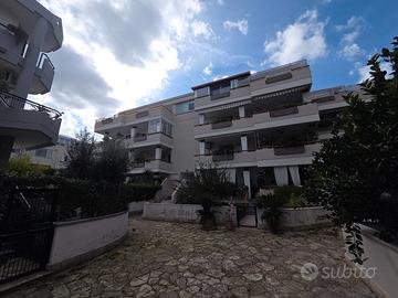 Ampio appartamento signorile con veranda