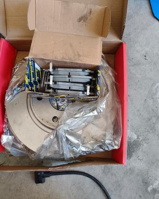 pastiglie dischi posteriori Freemont nuovi