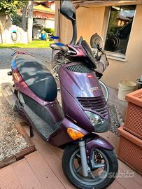 Scooter aprilia leonardo 150