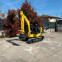 E173 Miniescavatore 15 q Yanmar B15