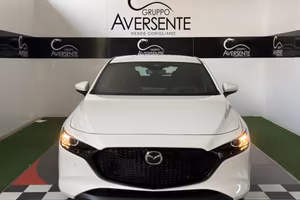 Mazda 3 Mazda3 e-Skyactiv-G M Hybrid Centre Line
