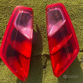 Fanali posteriori grande punto