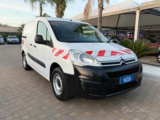 CITROEN Berlingo usata in vendita in Puglia