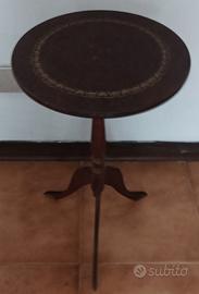 Tavolino porta telefono in legno