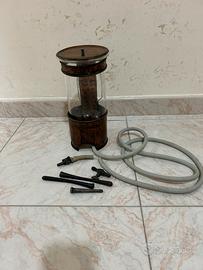 Vecchio cimelio clistere