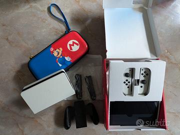 Nintendo switch oled + custodia 