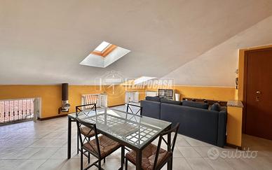 AMPIO TRILOCALE CON BOX