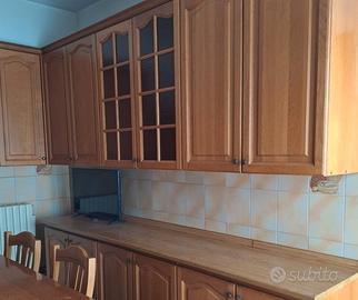 Mobili per rustico in legno massello