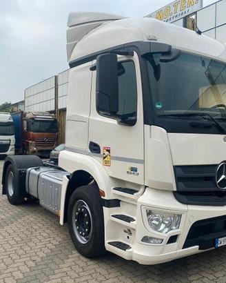 MERCEDES 18.43