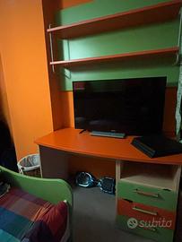 Scrivania adatta a tutto