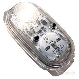 Luce a LED SOLAS / MED per giubbotti di salvataggi