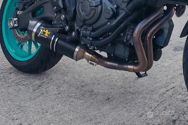 Scarico completo, Arrow black thunder 