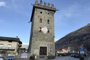 COMPLESSO A TIRANO