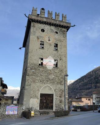 COMPLESSO A TIRANO
