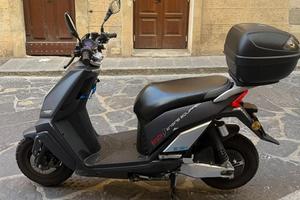 Elettrico Lifan E3+ 1900 W – 2021 – 6.416 km –