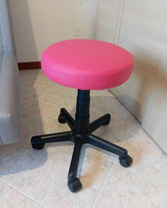 Sgabello per esterista