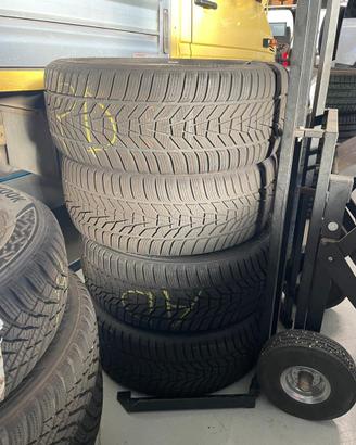 Gomme Hankook invernali 225 45 R18