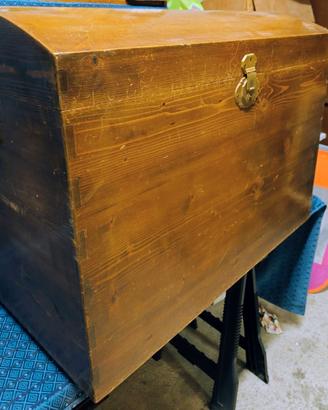 Baule antico fine 800-inizio 900'
