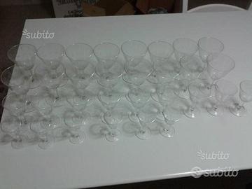 Servizi set di Bicchieri, caraffe, vetro trasparen