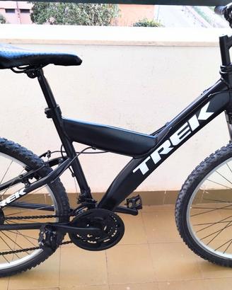 bici in alluminio ammortizzata 26 