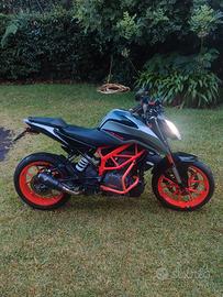 KTM Duke 390 2021