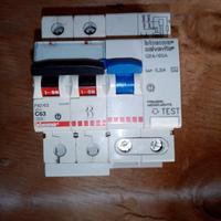 stock interruttori elettrici 