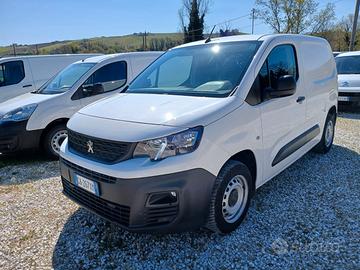 PEUGEOT PARTNER MODELLO NUOVO - ANNO 2020