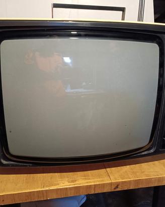 Grundig TV Super Color 1820